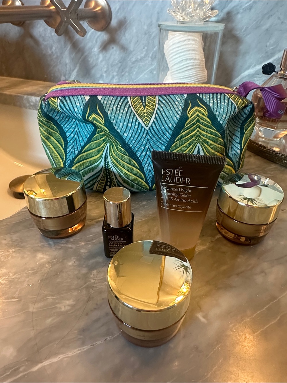 Estée Lauder Bag and skincare